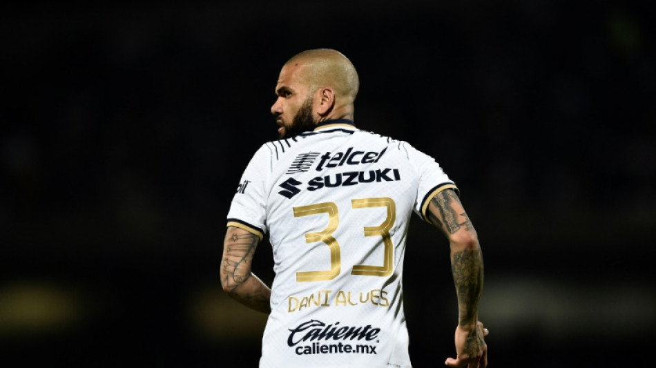 Foot: Dani Alves en garde &agrave; vue en Espagne pour agression sexuelle pr&eacute;sum&eacute;e