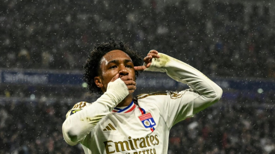 Ligue 1: renversant contre Monaco, Lyon s'accroche &agrave; son r&ecirc;ve europ&eacute;en