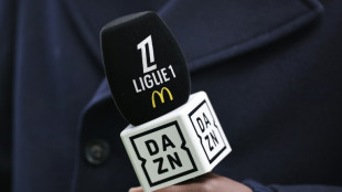 Foot/Droits TV: la Ligue rompt avec DAZN, ouvrant un abîme d'incertitudes