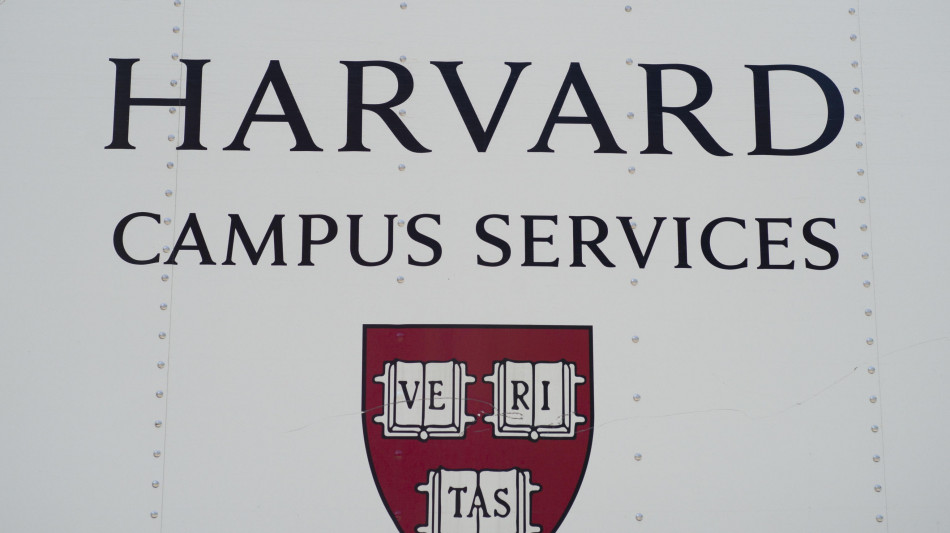 Trump apre un'inchiesta sui visti internazionali a Harvard