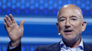 Media, Bezos vicino ad accordo per una quota del Liverpool