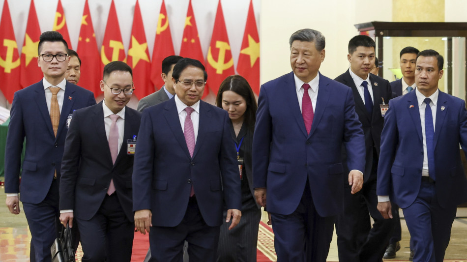 Xi, 'Cina e Vietnam contrastino il bullismo ulilaterale'