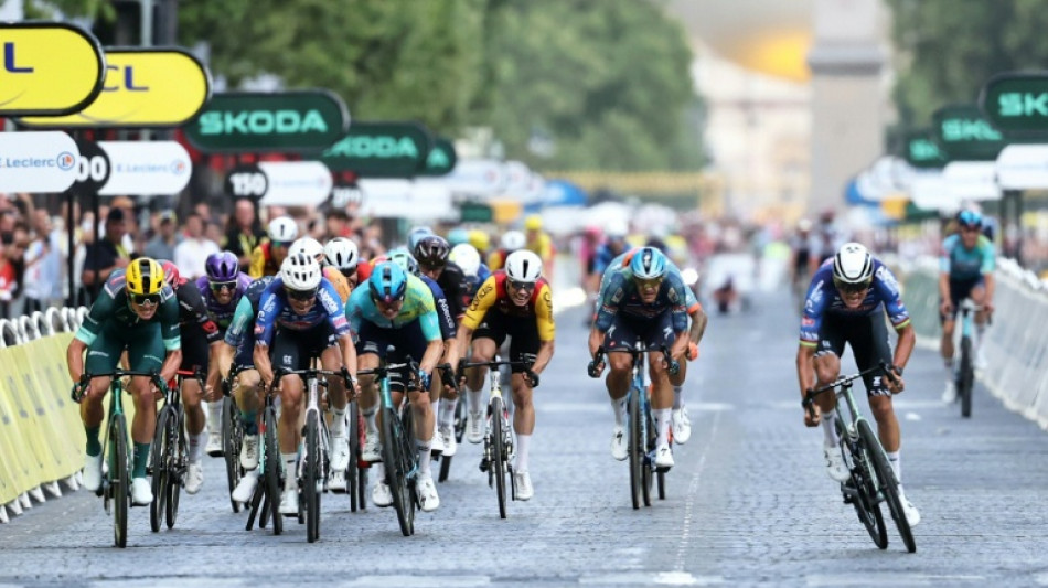Tour de France: Mathieu van der Poel monumental