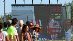 La Vuelta en shock: Pogacar abandona tras una ca&iacute;da y Mas es el nuevo l&iacute;der