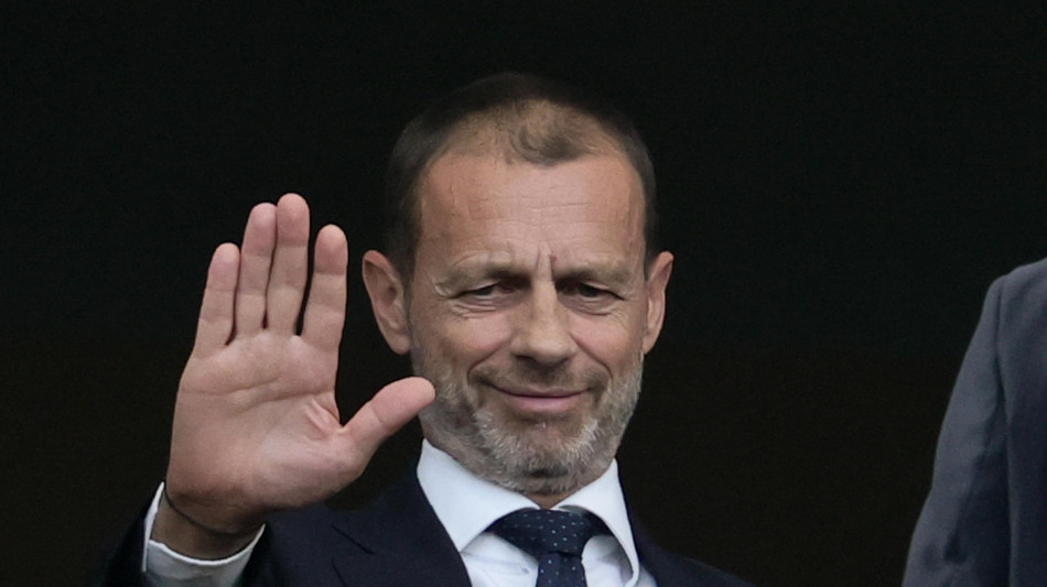 Calcio: Uefa-Fifpro, "impegno condiviso per salute calciatori"