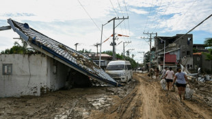Tuf&atilde;o Kalmaegi deixa cinco mortos no Vietn&atilde; ap&oacute;s passagem devastadora pelas Filipinas