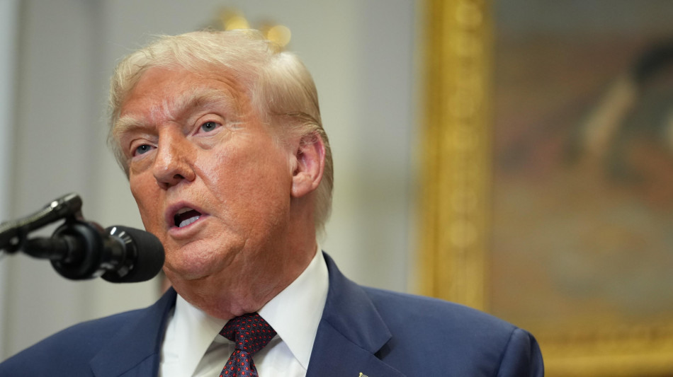 Trump, 'i dati sull'occupazione truccati per danneggiarmi'