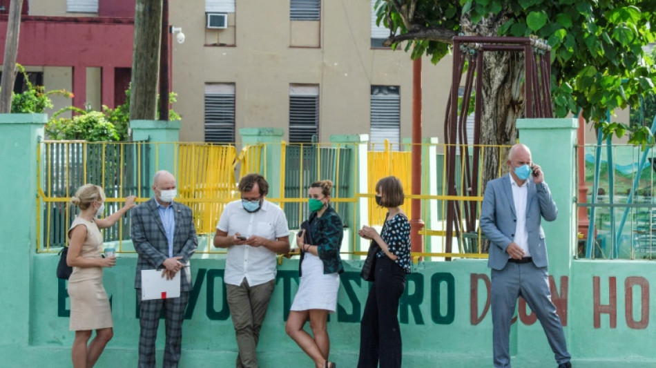 Cuba: d&eacute;but du proc&egrave;s contre les artistes dissidents Alcantara et Castillo
