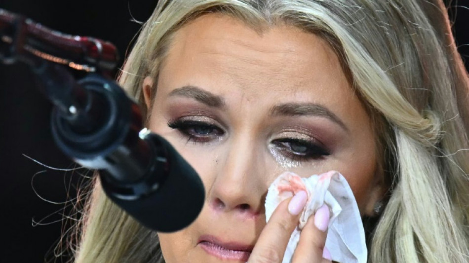 Kirk-Witwe Erika ruft USA zur Versöhnung auf