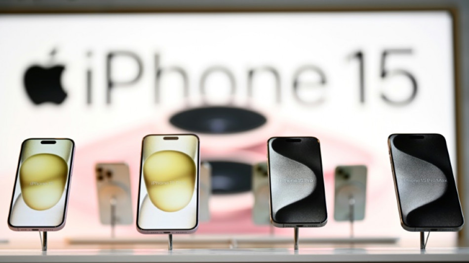 Nouvelle baisse du chiffre d'affaires Apple malgr&eacute; un rebond de l'iPhone