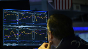 Wall Street &eacute;volue en hausse parmi de nombreux r&eacute;sultats d'entreprises