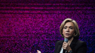 Pr&eacute;sidentielle: P&eacute;cresse veut l'ordre "dans les comptes et dans la rue"