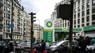 Carburants: raffineries et d&eacute;p&ocirc;ts de TotalEnergies toujours en gr&egrave;ve