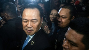 El primer ministro tailandés organizará nuevas elecciones como lo había prometido