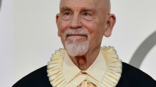 John Malkovich gana el premio al mejor actor en Venecia con un filme sobre Chile