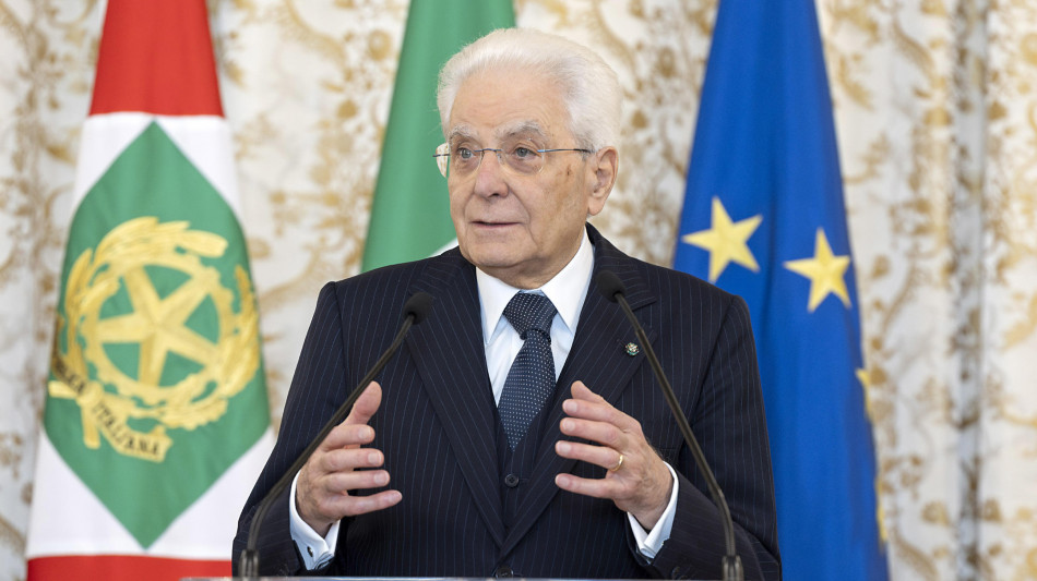 Mattarella ricoverato a Roma per un impianto di pacemaker