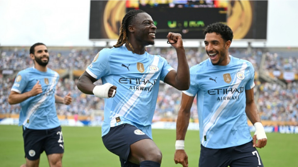 Man City sign kit deal worth reported £1 billion