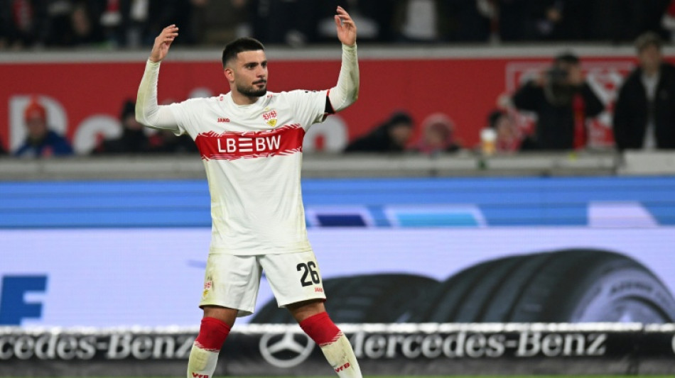 Stuttgart vence M&ouml;nchengladbach e entra de vez na luta por vaga na Champions