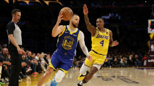 NBA: les Lakers et le Heat entrevoient les finales de conf&eacute;rences