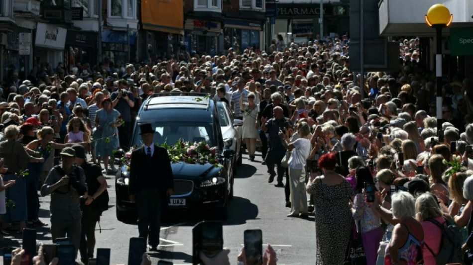 Fans line Welsh streets as Bonnie Tyler body's returns for funeral 