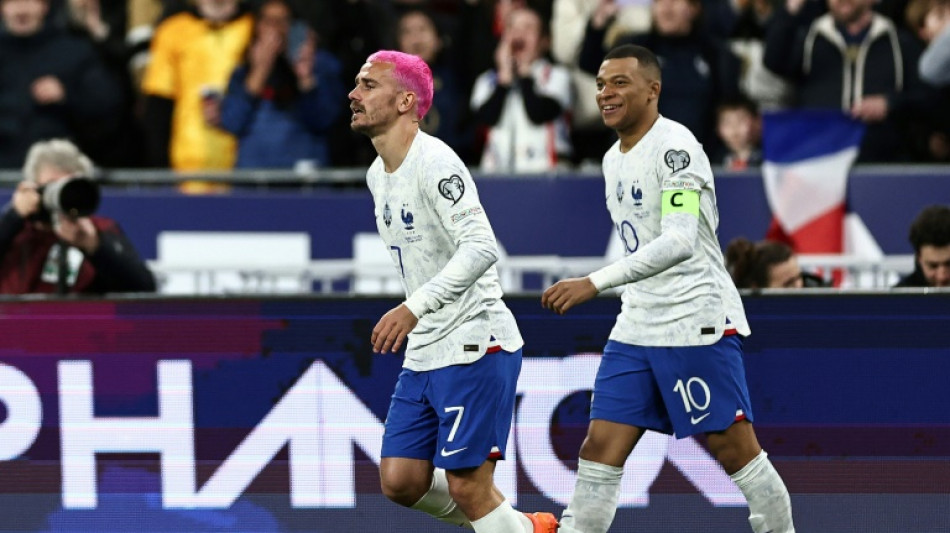 Bleus: Mbapp&eacute; &eacute;gale Benzema, fin de disette pour Griezmann