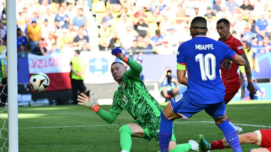 Euro-2024: favoris insipides, surprise g&eacute;orgienne... les tops et les flops du premier tour