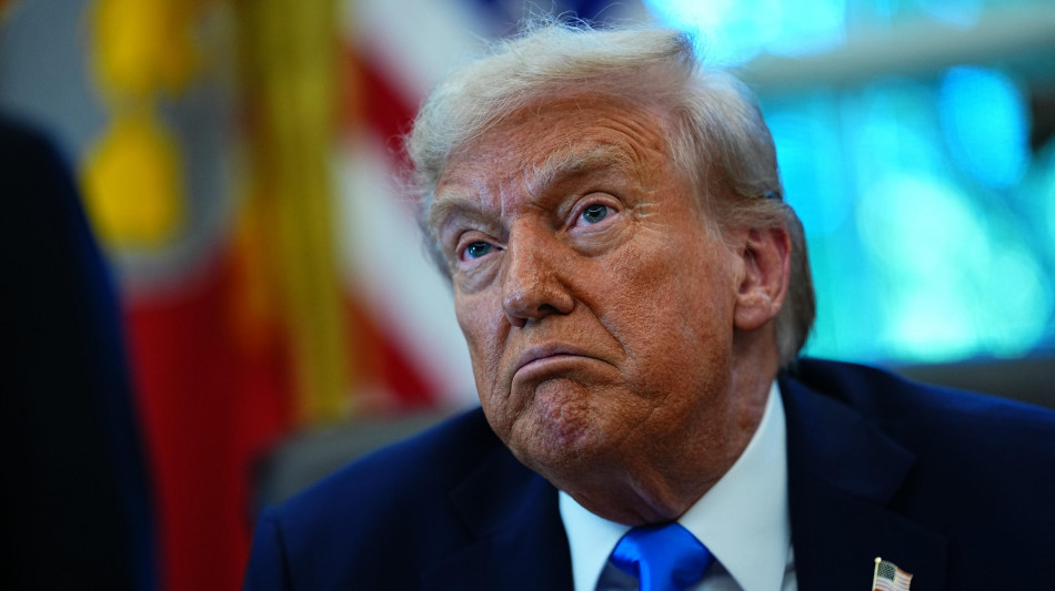 Trump, visiter&ograve; la Cina all'inizio del prossimo anno