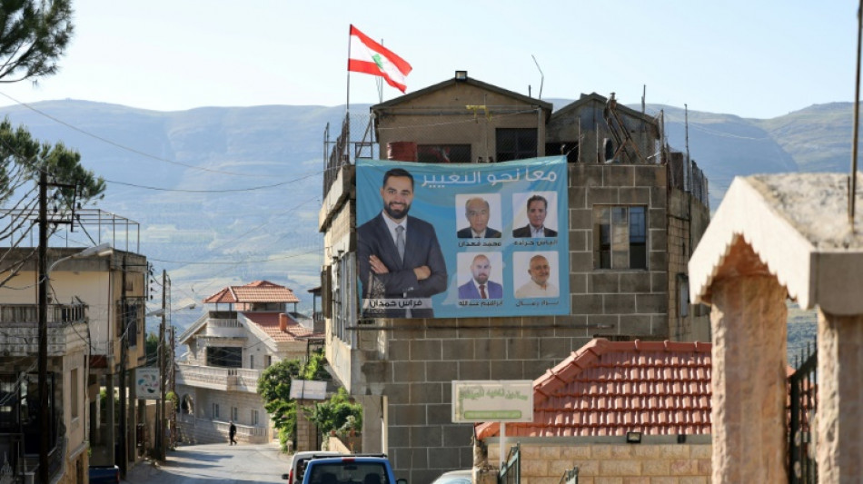 Des places de la "r&eacute;volution" au Parlement, le parcours de deux &eacute;lus libanais