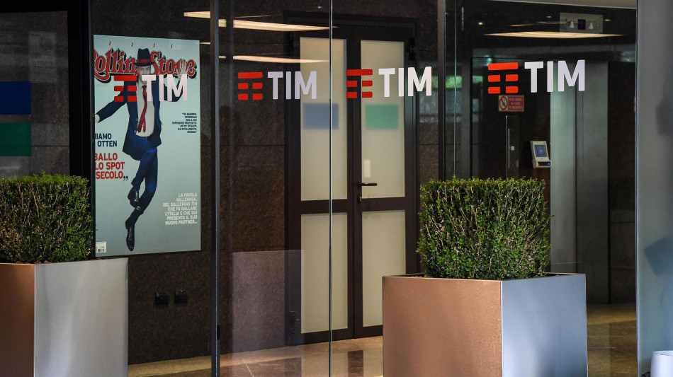 Tim verso il Cda, sul tavolo conversione risparmio e governance