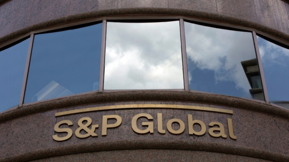 Le verdict de S&P sur la France attendu en pleine crise budg&eacute;taire